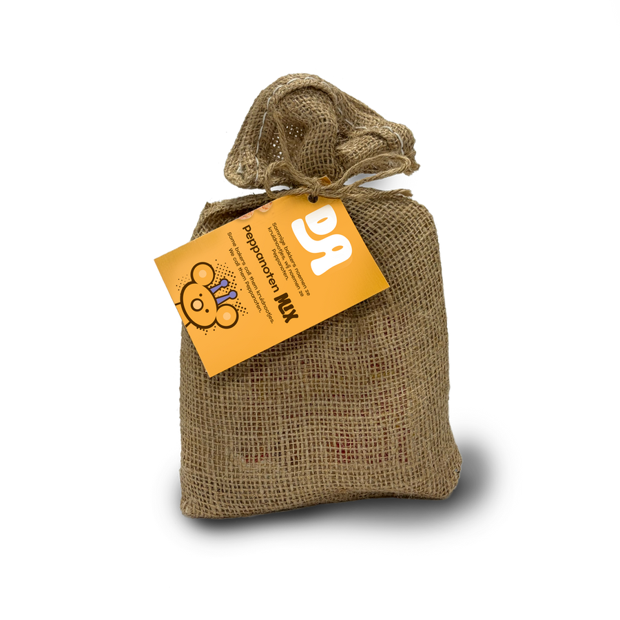 Peppanoten in jute zak
